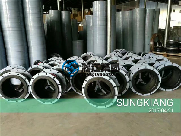 【等待装车发货】耐油橡胶软接头加工完毕 耐高温橡胶软接头